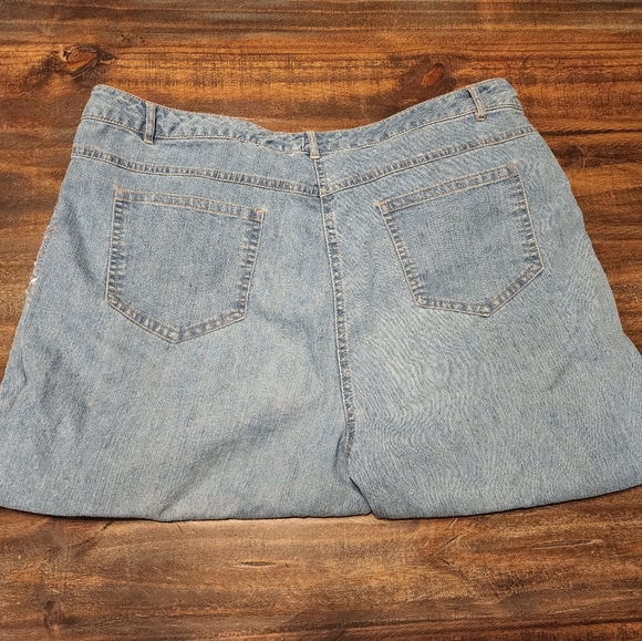 Ruby Rd. Crop Pants - Picture 3 of 6